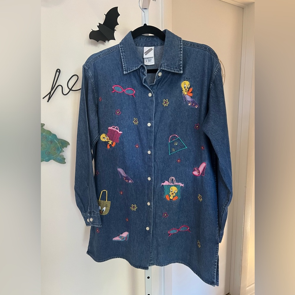Vintage Warner Bros Studio Store Womens Denim Tweety Blouse Shirt Top Small